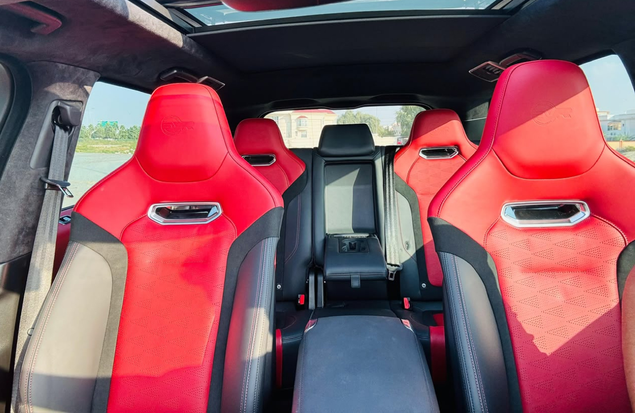 Range Rover Sport SVR — photo 4