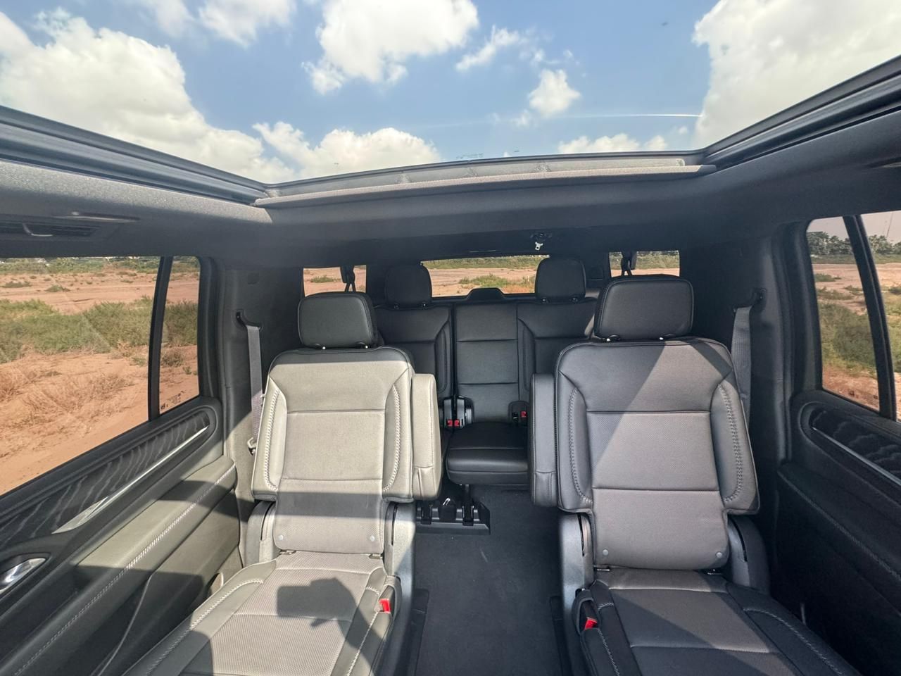 GMC Yukon Denali — photo 4