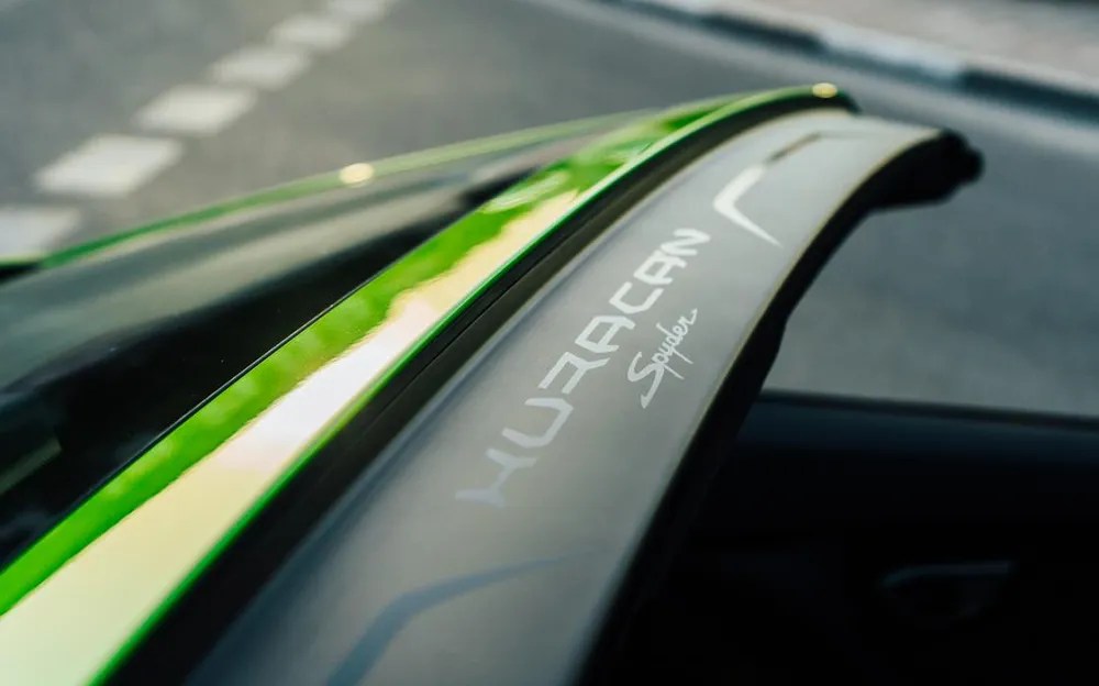 Lamborghini Evo Spyder Green — photo 4