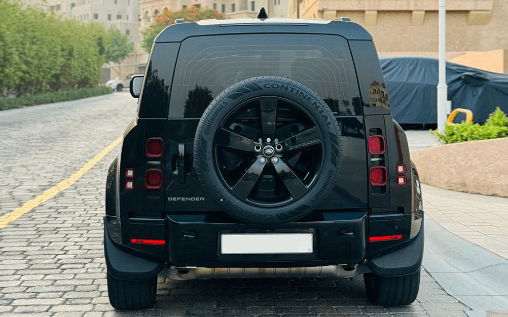 Range Rover Defender 110 — photo 2
