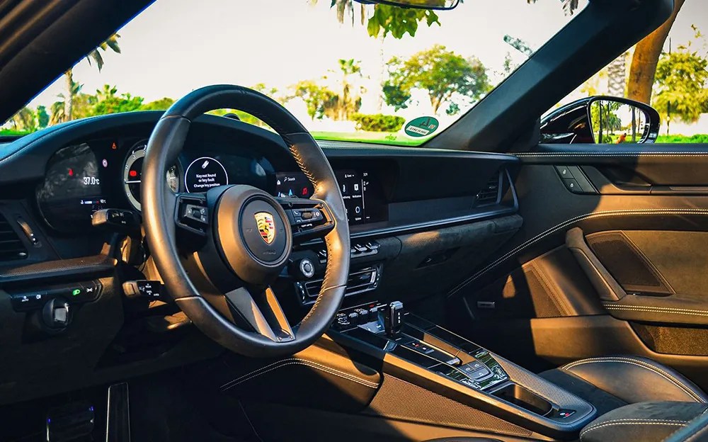 Porsche 911 Carrera GTS Cabriolet — photo 4
