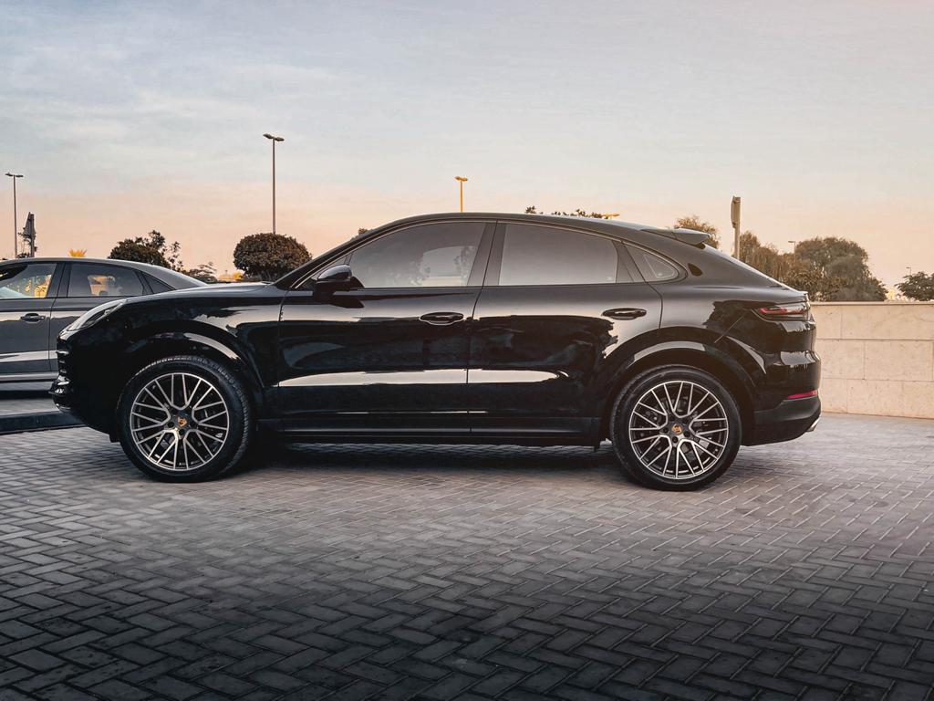 Porsche Cayenne Coupe — photo 2